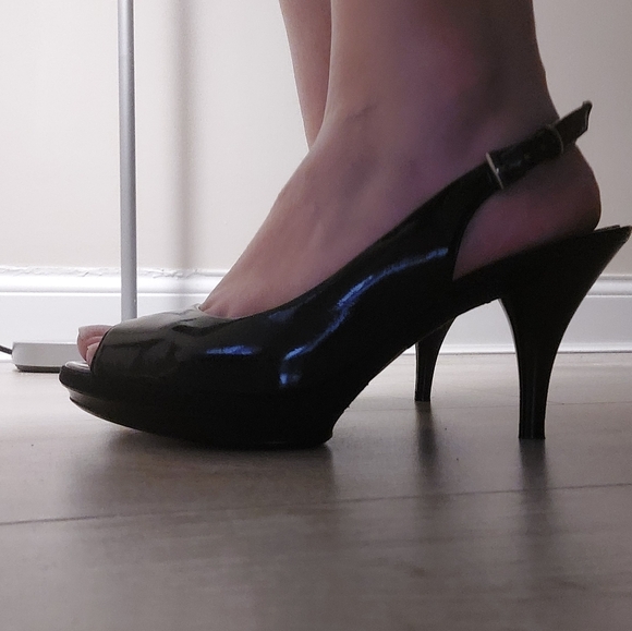 3 for $15! Nine West heels - Picture 6 of 6